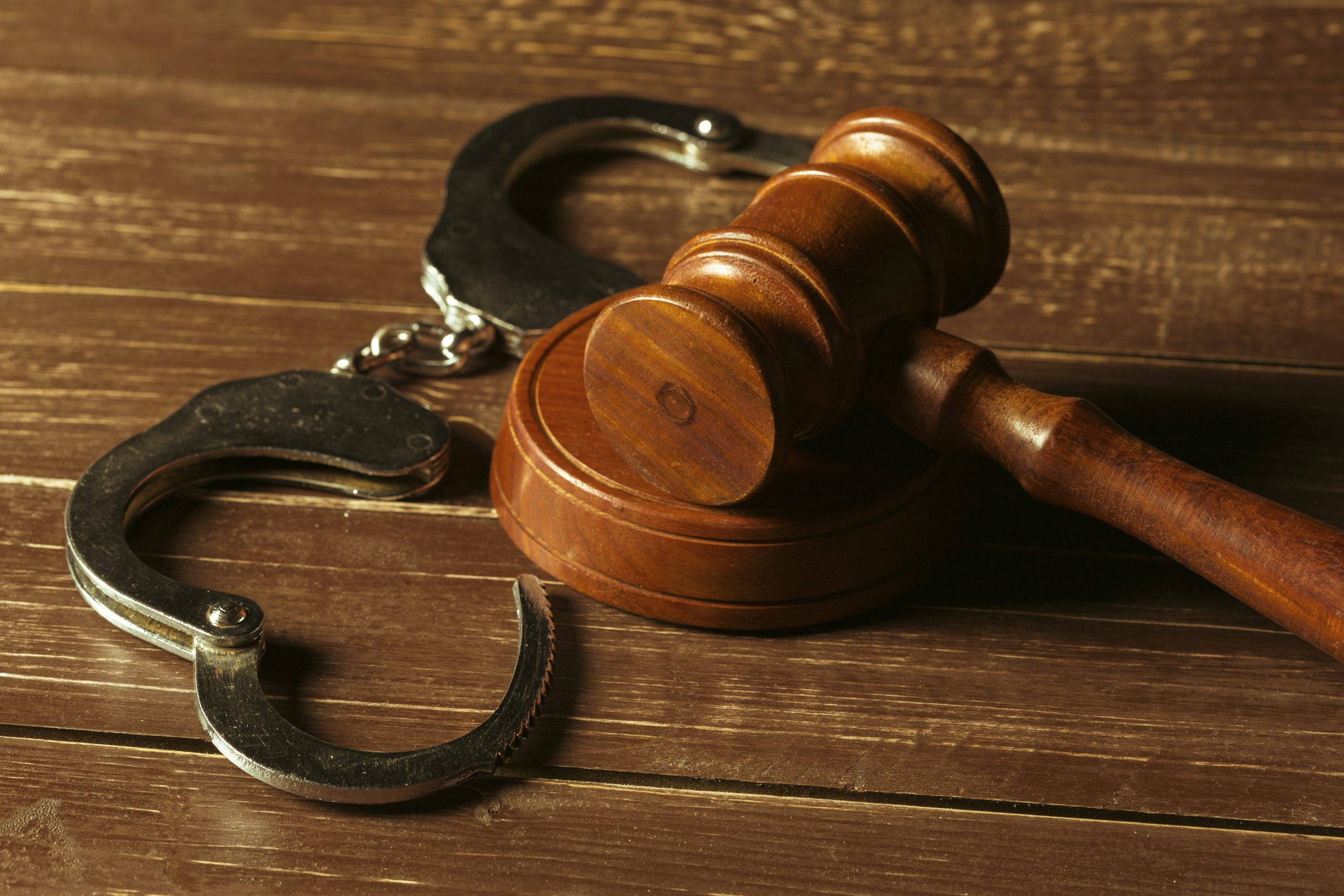 Absolvição Sumária: Entenda o Significado e o Procedimento Legal