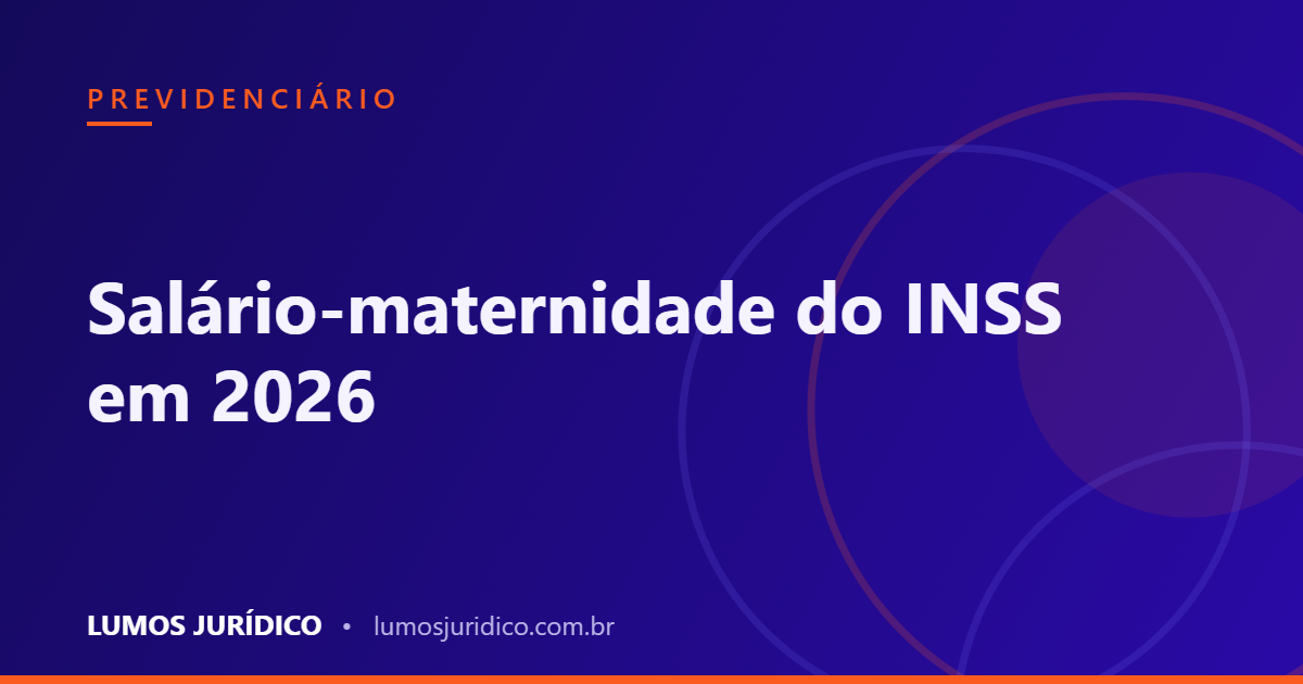 salário-maternidade inss — mãe com bebê no colo organizando documentos para o pedido de salário-maternidade no Meu INSS